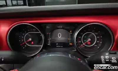 Jeep Wrangler 2022 2.0 гидро в Москве № 169511, миниатюра 8