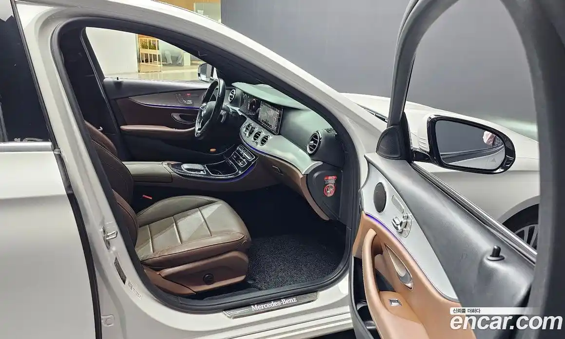 Mercedes-Benz E-Class 2020 2.0 гидро, фото 10