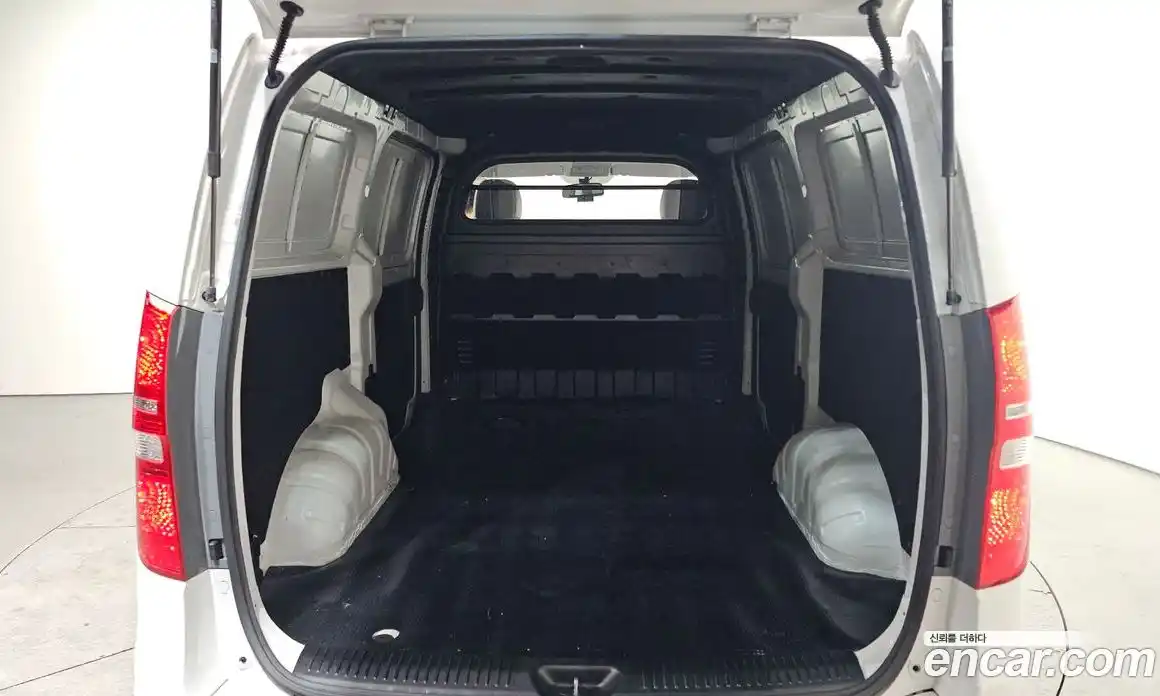 Hyundai Starex 2019 2.5 гидро в Москве № 1831051, фото 20