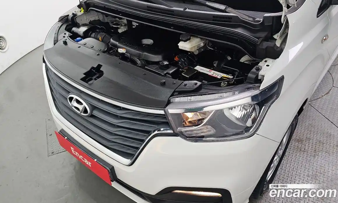 Hyundai Starex 2019 2.5 гидро в Москве № 1831051, фото 6