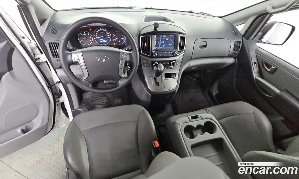 Hyundai Starex 2019 2.5 гидро в Москве № 1831051, фото 7