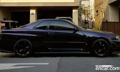 Nissan Skyline, 1995