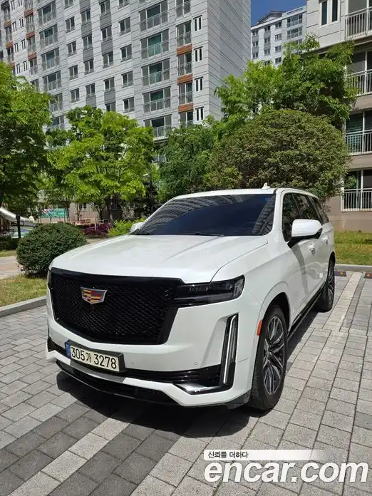 Cadillac Escalade 2023 6.2 гидро в Москве № 1922037, фото 5