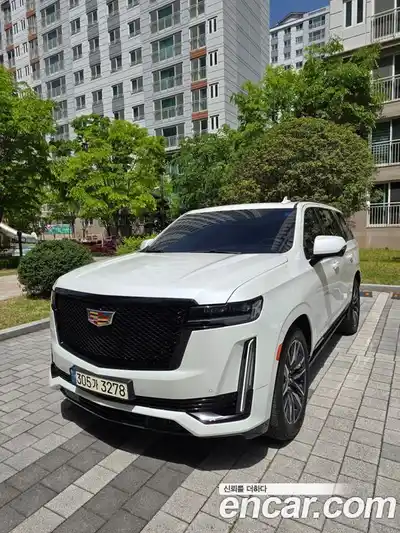 Cadillac Escalade 2023 6.2 гидро в Москве № 1922037, миниатюра 5