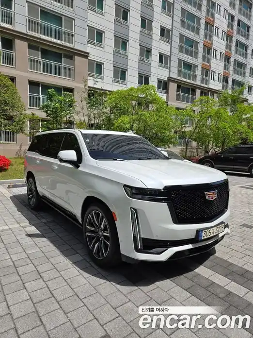 Cadillac Escalade 2023 6.2 гидро в Москве № 1922037, фото 6