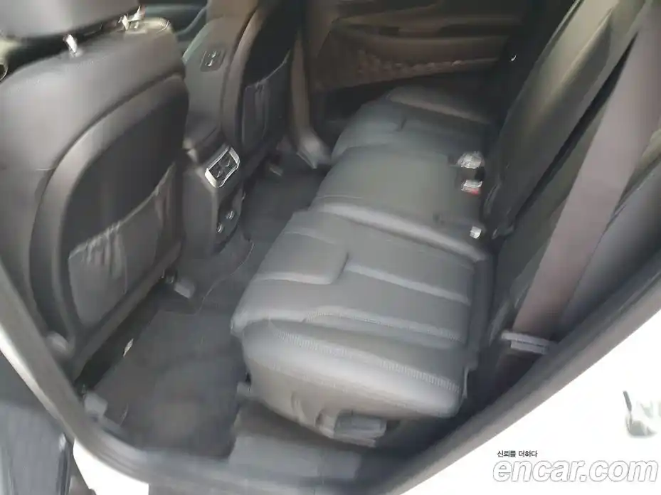 Hyundai Santa Fe 2021 2.5 гидро в Москве № 1977007, фото 6