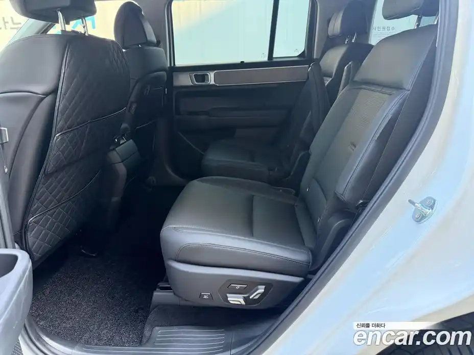 Hyundai Santa Fe 2024 2.5 гидро в Москве № 1977077, фото 16