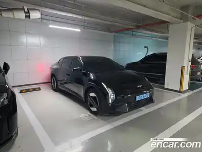 Kia EV4, 2025