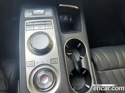 Genesis GV70 2023 2.5 гидро в Москве № 1977804, миниатюра 9
