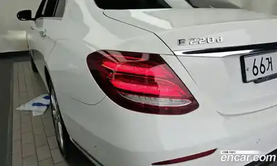 Mercedes-Benz E-Class 2018 1.9 гидро в Москве № 1981042, миниатюра 9