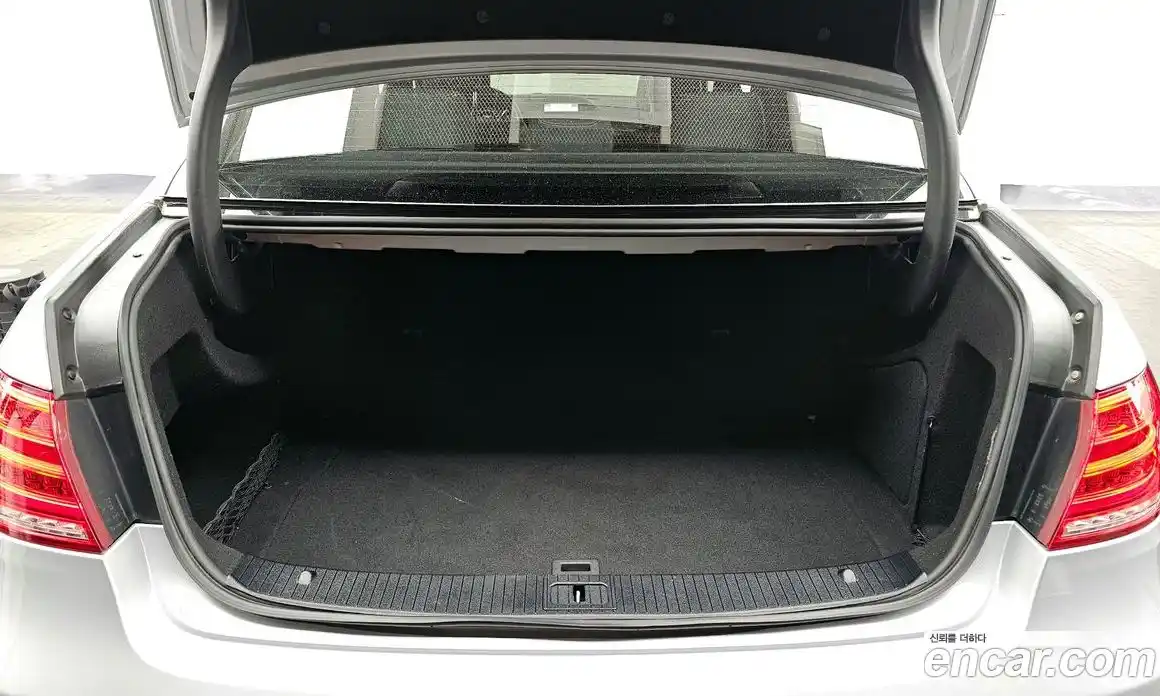 Mercedes-Benz E-Class 2013 3.5 гидро в Москве № 1981047, фото 20