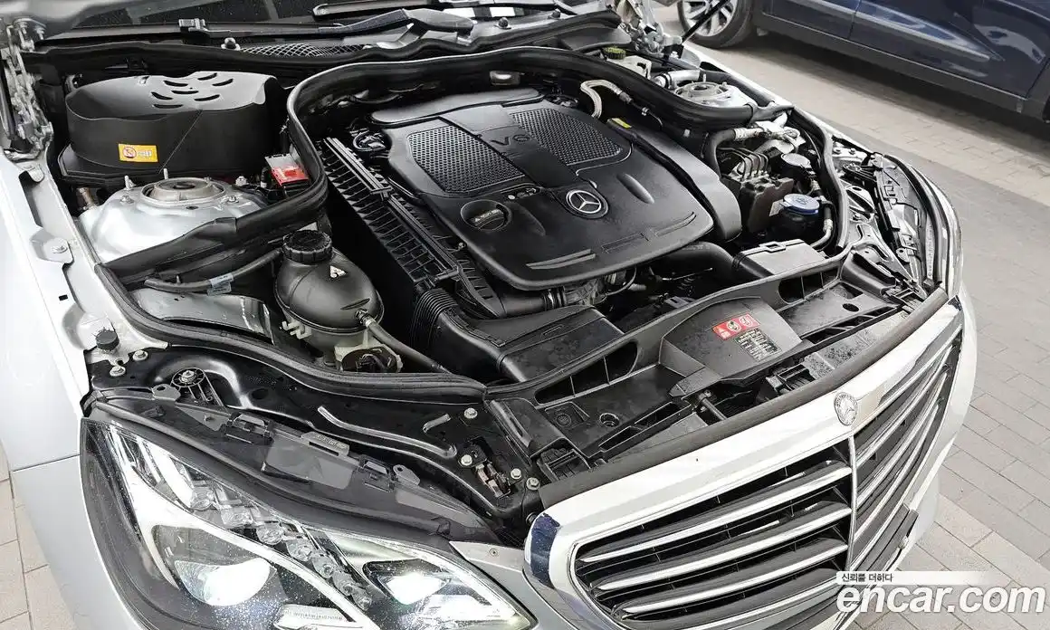 Mercedes-Benz E-Class 2013 3.5 гидро в Москве № 1981047, фото 6