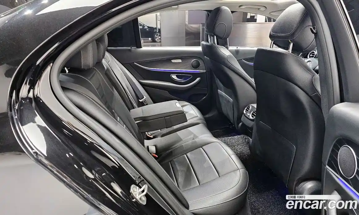 Mercedes-Benz E-Class 2017 2.0 гидро в Москве № 1981060, фото 11
