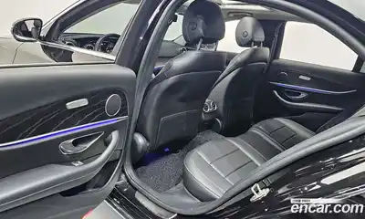 Mercedes-Benz E-Class 2017 2.0 гидро в Москве № 1981060, миниатюра 12