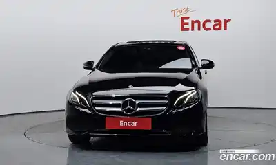 Mercedes-Benz E-Class 2017 2.0 гидро в Москве № 1981060, миниатюра 3