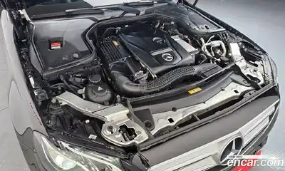 Mercedes-Benz E-Class 2017 2.0 гидро в Москве № 1981060, миниатюра 6
