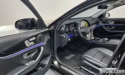Mercedes-Benz E-Class 2017 2.0 гидро в Москве № 1981060, миниатюра 10
