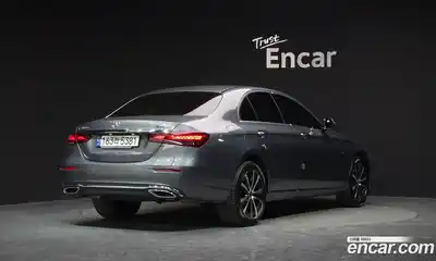Mercedes-Benz E-Class 2021 2.0 гидро в Москве № 1981063, миниатюра 2