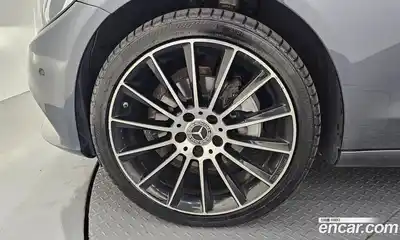 Mercedes-Benz C-Class 2015 2.0 гидро в Москве № 1981072, миниатюра 5
