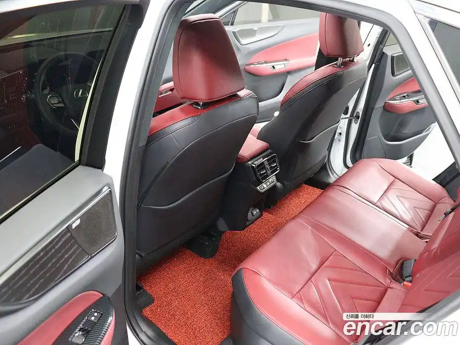 Lexus NX 2025 2.5 гидро в Москве № 1982311, фото 9