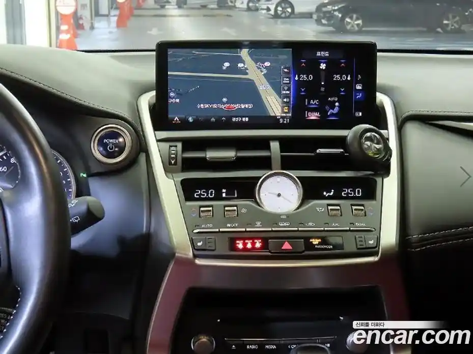 Lexus NX 2019 2.0 гидро в Москве № 1982346, фото 11