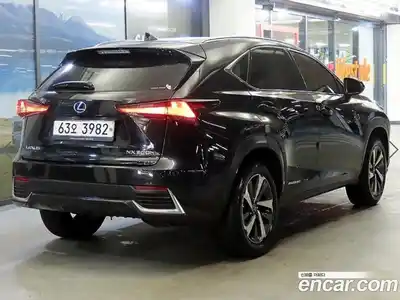 Lexus NX 2019 2.0 гидро в Москве № 1982346, миниатюра 4