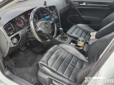 Volkswagen Golf 2014 2.0 гидро в Москве № 1982532, миниатюра 7
