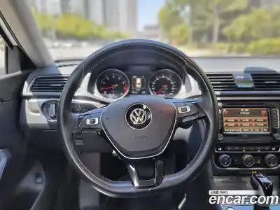 Volkswagen Passat 2018 2.0 гидро в Москве № 1982648, миниатюра 11