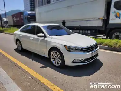 Volkswagen Passat 2018 2.0 гидро в Москве № 1982648, миниатюра 2
