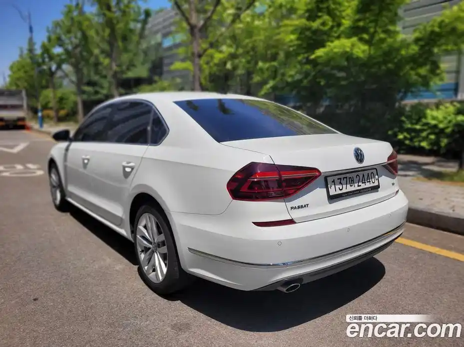 Volkswagen Passat 2018 2.0 гидро в Москве № 1982648, фото 6