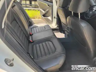 Volkswagen Passat 2018 2.0 гидро в Москве № 1982648, миниатюра 10