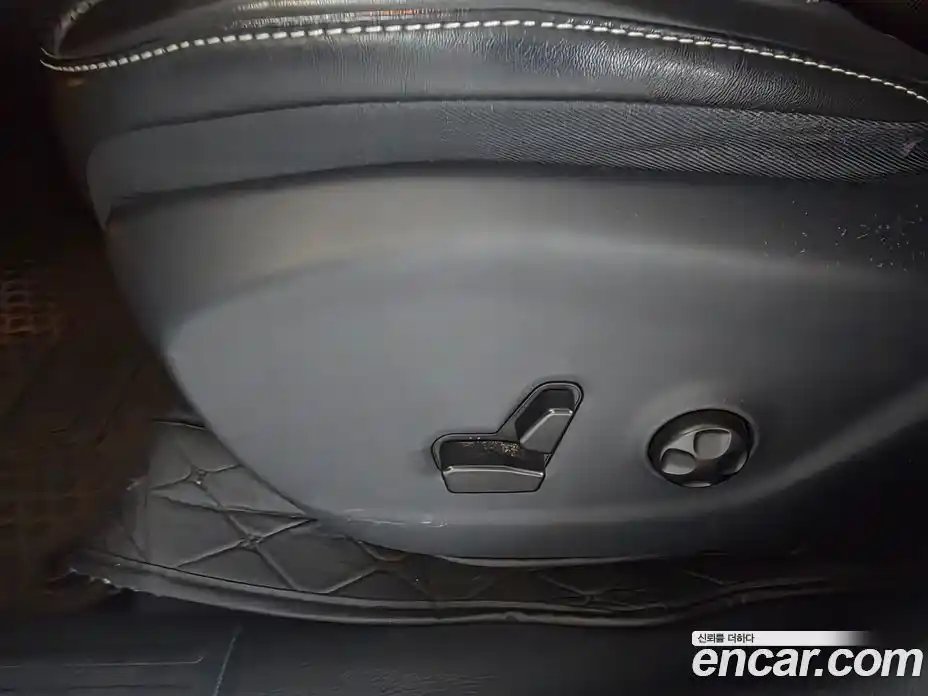 Jeep Cherokee 2015 2.0 гидро в Москве № 1982892, фото 14