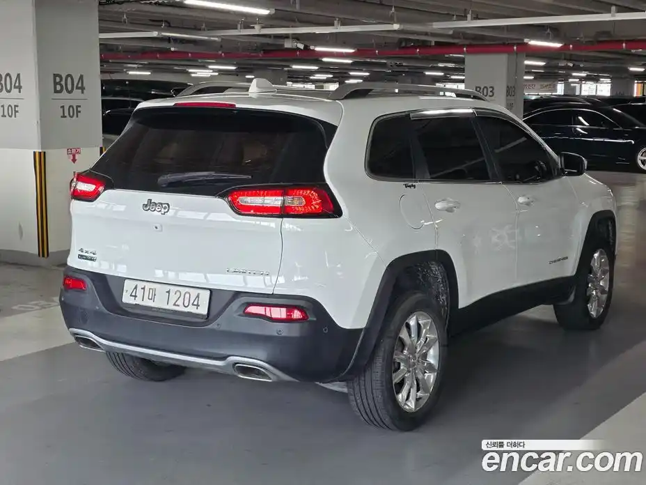 Jeep Cherokee 2015 2.0 гидро в Москве № 1982892, фото 4