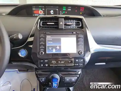 Toyota Prius 2019 1.8 гидро в Москве № 1983006, миниатюра 12