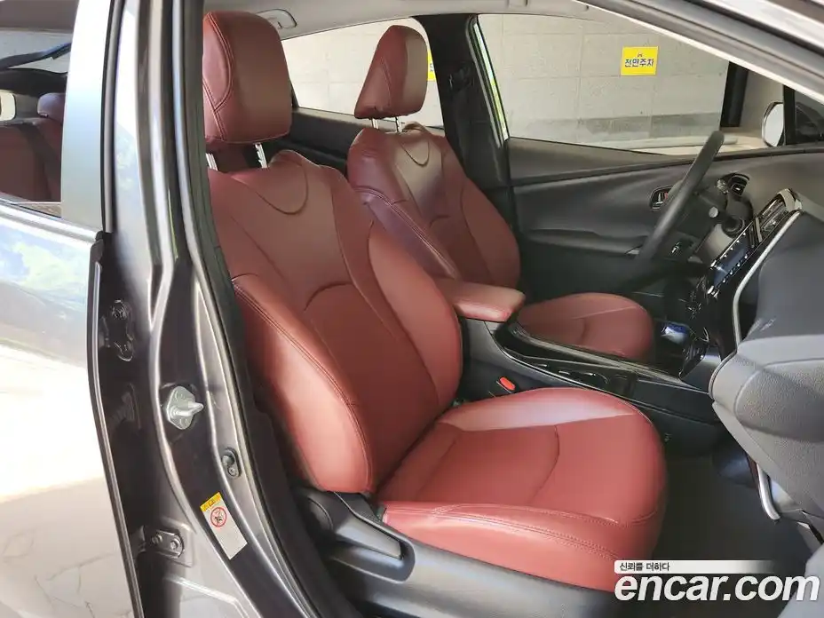 Toyota Prius 2019 1.8 гидро в Москве № 1983006, фото 15