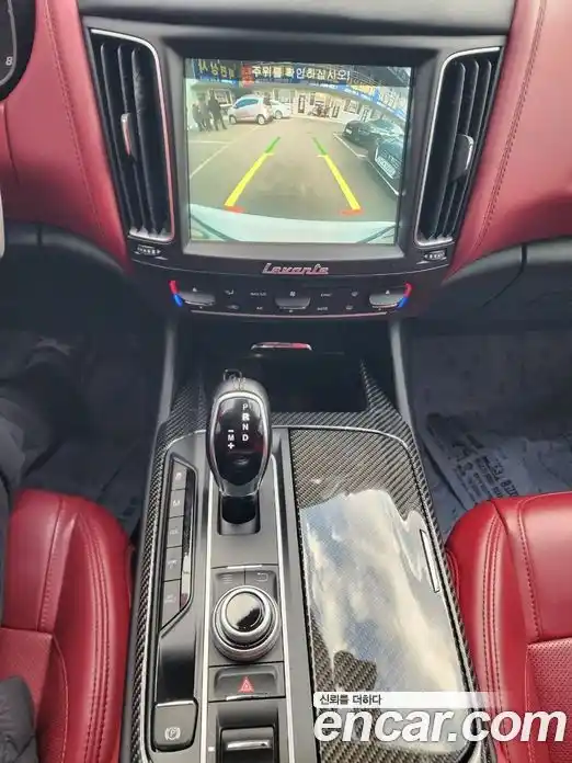 Maserati Levante 2018 3.0 гидро, фото 15