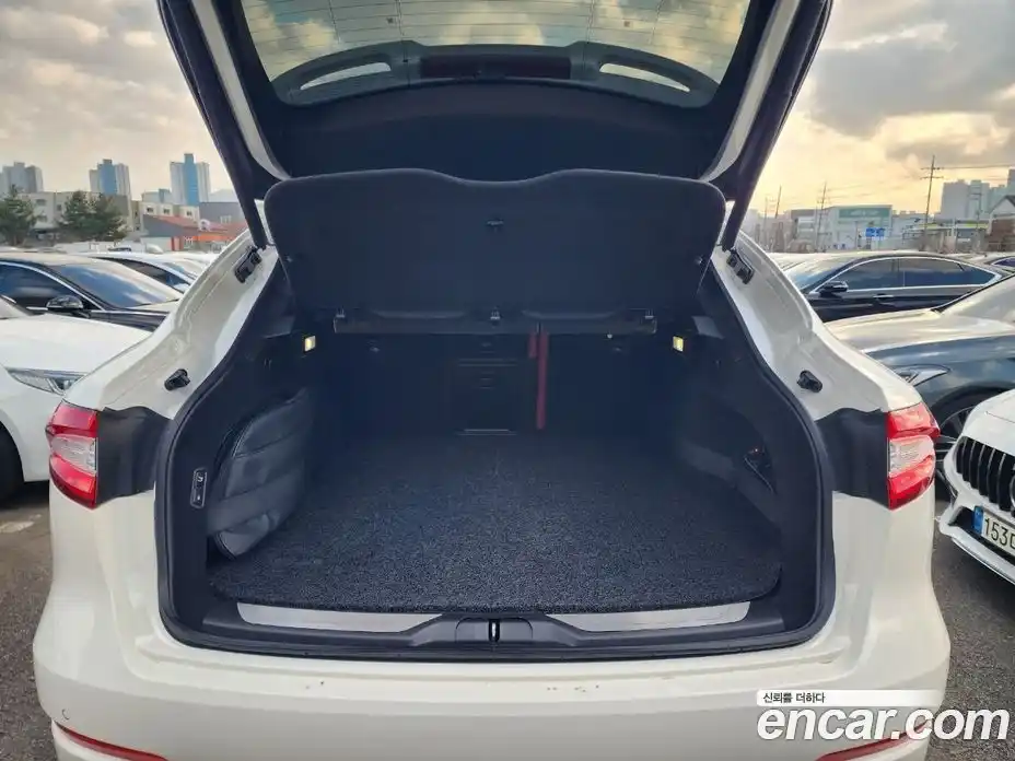 Maserati Levante 2018 3.0 гидро, фото 17