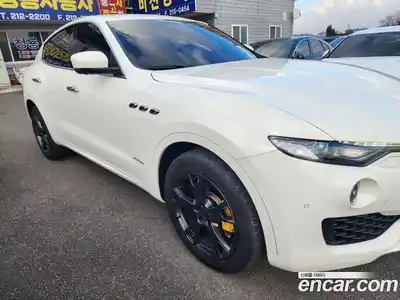 Maserati Levante 2018 3.0 гидро, миниатюра 2