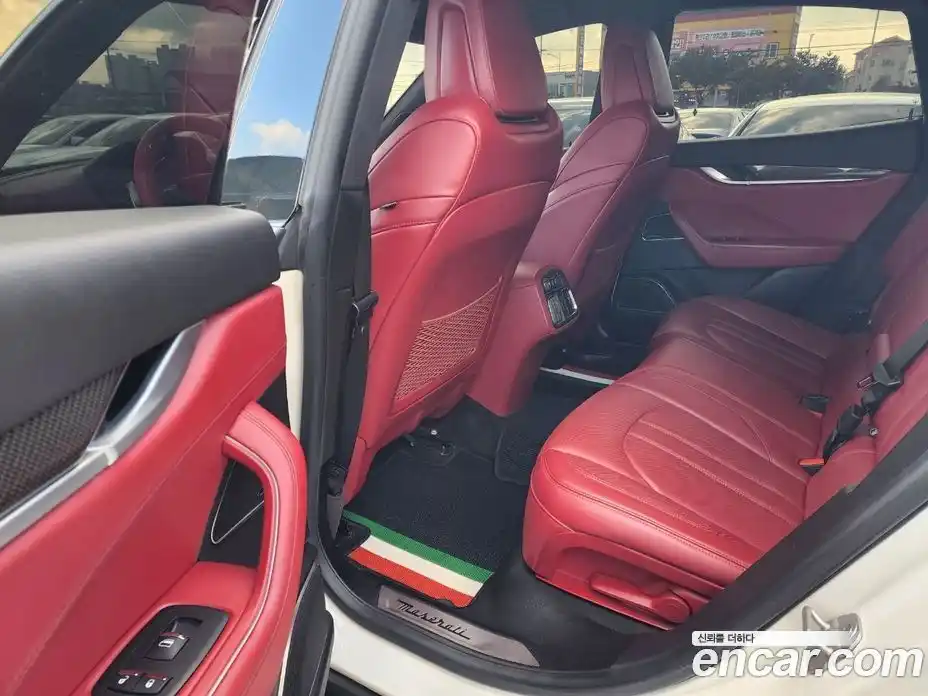Maserati Levante 2018 3.0 гидро, фото 10