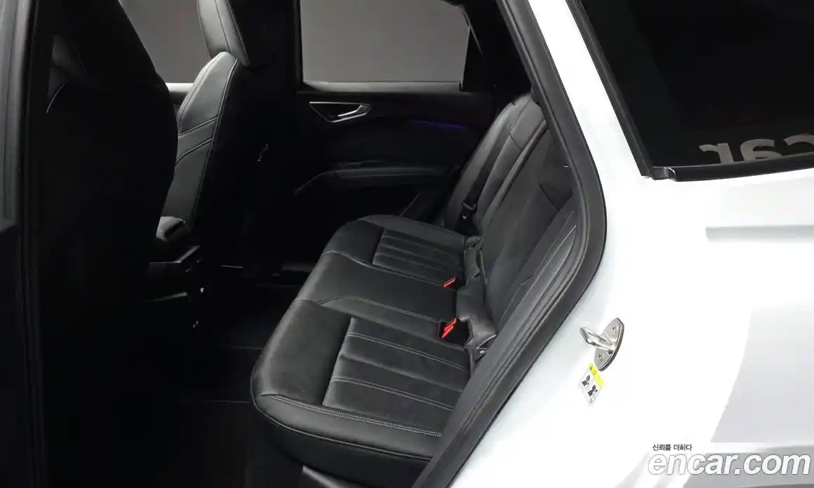 Audi Q4 e-tron 2022 0.2 гидро в Москве № 200386, фото 12