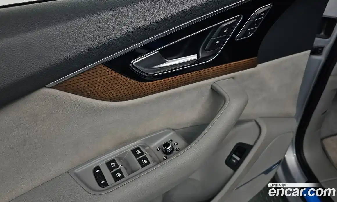 Audi Q7 2016 3.0 гидро в Москве № 212639, фото 17