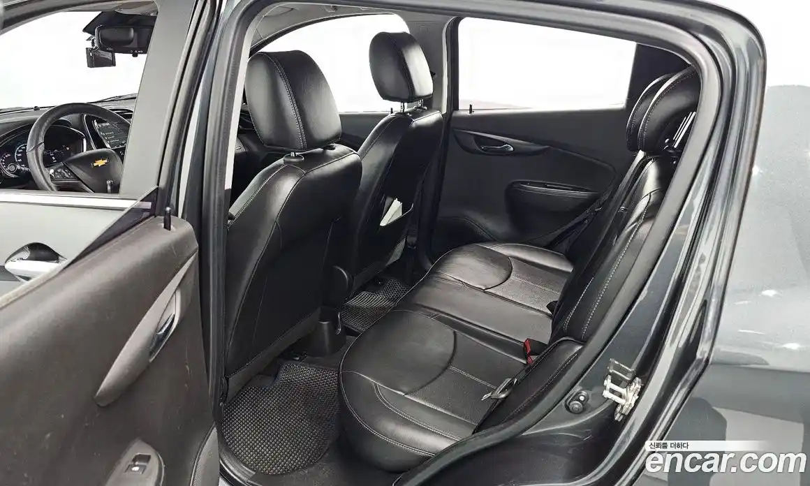 Chevrolet Spark 2018 1.0 гидро в Москве № 39596, фото 12