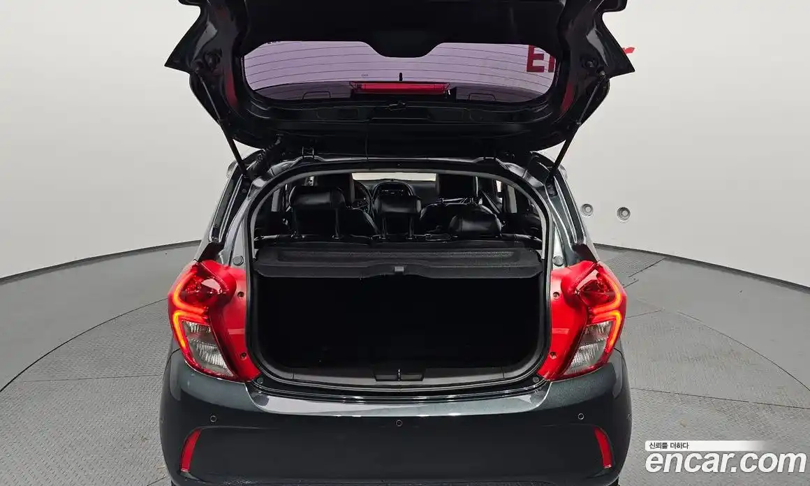 Chevrolet Spark 2018 1.0 гидро в Москве № 39596, фото 20