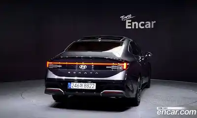 Hyundai Sonata 2023 1.6 гидро в Москве № 107975, миниатюра 4