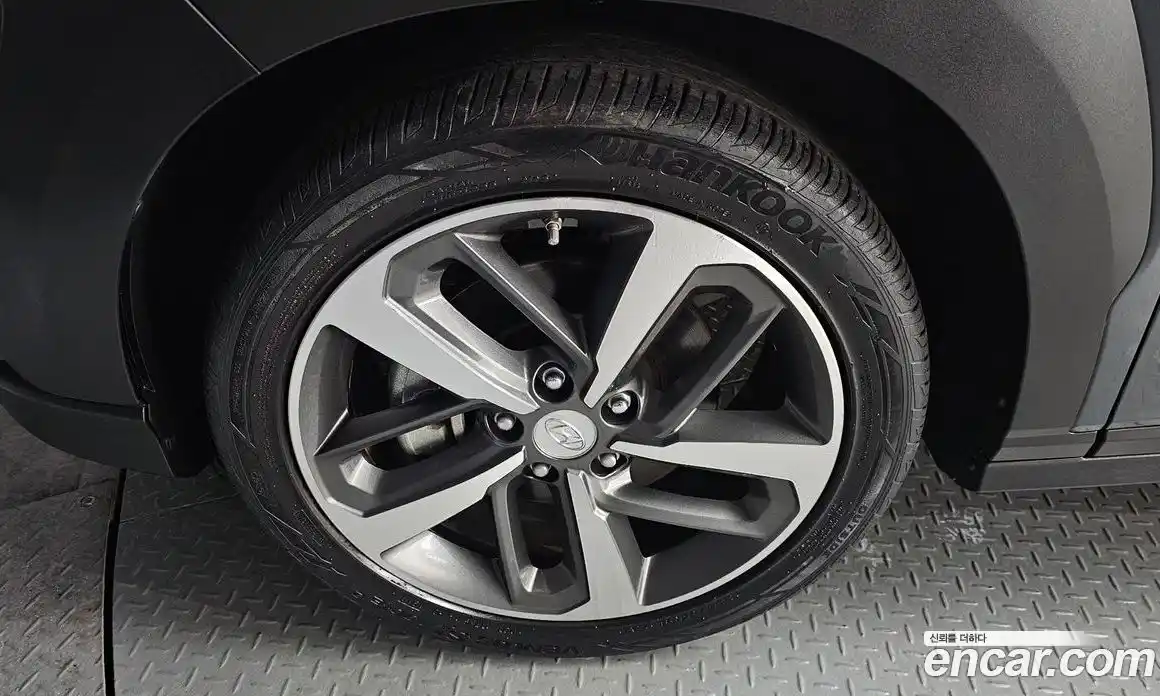 Hyundai Kona 2018 1.6 гидро в Москве № 124897, фото 5