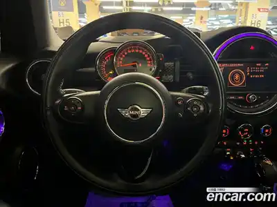 Mini Cooper 2015 2.0 гидро в Москве № 1293423, миниатюра 12
