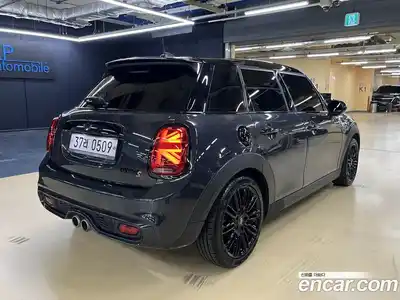 Mini Cooper 2015 2.0 гидро в Москве № 1293423, миниатюра 6