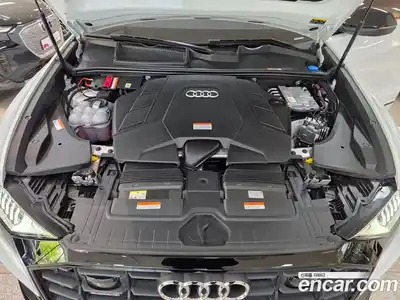Audi Q8 2023 3.0 гидро в Москве № 1473601, миниатюра 6