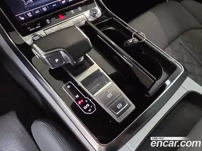 Audi Q8 2023 3.0 гидро в Москве № 1473601, миниатюра 9