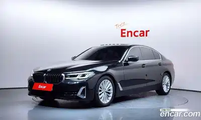 BMW 5-Series, 2022